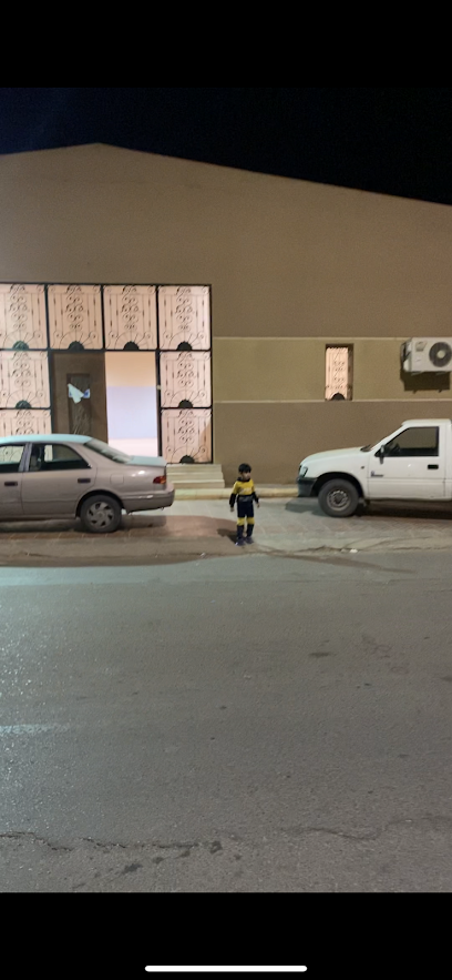 مستودع الحسيني للكهرباء و الاضاءة - Saudi Arabia|Al Duwadimi 11911|2598 الأمير نايف بن عبدالعزيز، الفيصلية، الدوادمي 17441 8133،