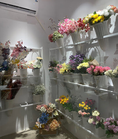 Lin flowers - Taif - +966 55 897 0968