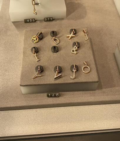 Swarovski Faisaliah Mall - Prince Sultan Gate - Riyadh - +966 800 122 2221