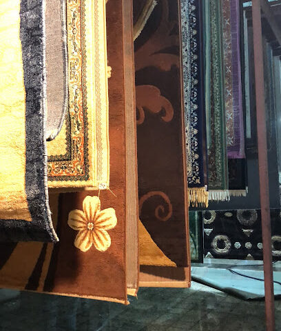 مغسلة الموج الازرق لغسيل السجاد والموكيت - Bani Sar - +966 55 535 5805