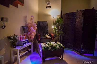 هدوء الشرق للمساج والحمام المغربي منازل العليا - Al Khobar - +966 50 430 0340