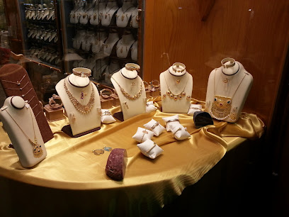 Jewelry pearls Qatif gold / Market Sharia - Al Qatif - +966 13 851 2106