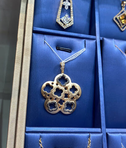 Jewelry urgent East - Shop No. 75 - Riyadh - +966 53 552 0553