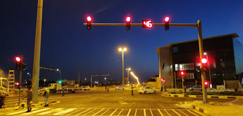 مصنع تكنولوجيا الإشارات المرورية عالية - Dammam - +966 58 074 3895