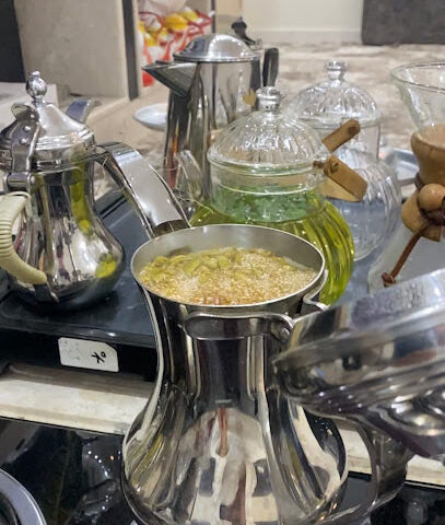غنام مضحي المضياني أبو مطلق - Arar - +966 59 977 9929