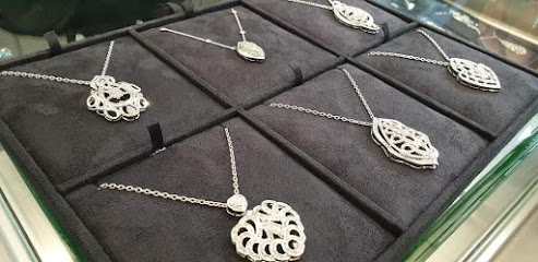 Carat Jewellery - Jeddah - +966 50 000 1389