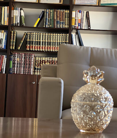 مكتب المحامي عبدالصمد بن صلاح الأحمدي للمحاماة والاستشارات القانونية - Al Madinah Al Munawwarah - +966 54 171 7820
