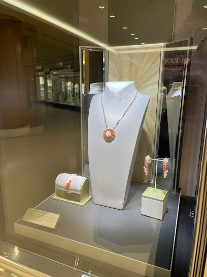 Van Cleef & Arpels (Riyadh - Centria Mall) - Riyadh Saudi Arabia|Centria Mall Prince Mohamad Bin Abdul Aziz Street|Olaya St|Al Tahlia