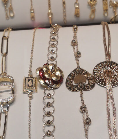 العلوش للذهب والمجوهرات - Unayzah - +966 16 362 4445