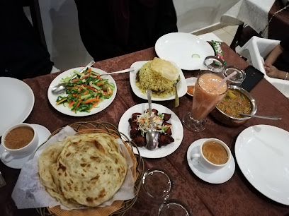 Village Restaurant - Jeddah - +966 56 468 2500