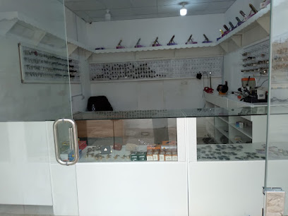 البيت التقني للمفاتيح - Riyadh - +966 50 384 7115
