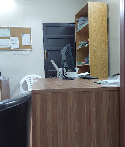 مكتب القمة و الريادة للخدمات العامة - Umluj - +966 58 181 8200