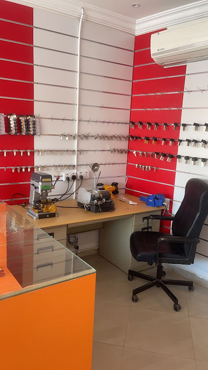 محل المفتاح المميز لبرمجة السيارات - Saudi Arabia|Dammam 32416|Al Dawasir|18th Street
