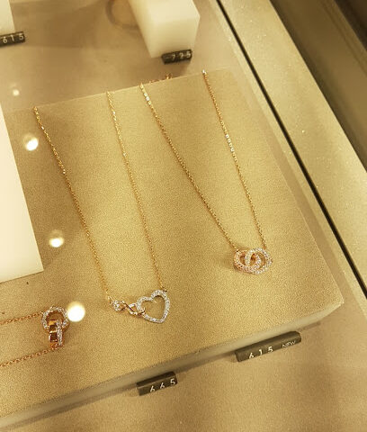Swarovski Mujan Park - Khamis Mushait - +966 800 122 2221