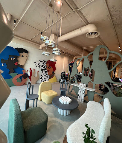 Sara AlMuhanna Office - Riyadh - +966 56 355 7610