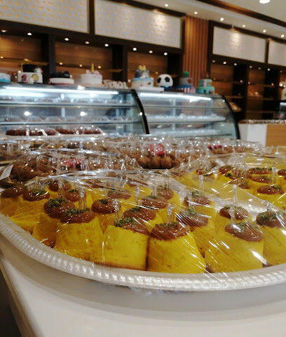 Al Haneen Sweets and Pastries - Tabuk - +966 53 907 7711