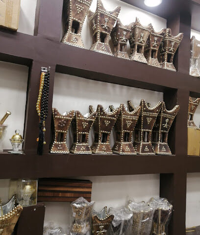 مجامر الألوة للبخور ودهن العود - Buraydah - +966 58 042 3901