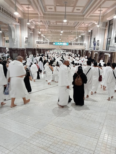 Safa and Marwa (Saee) - Saudi Arabia|Mecca 7499|4280 باب العمرة Harat Al Bab and Ash Shamiyyah مكة 24231|7499