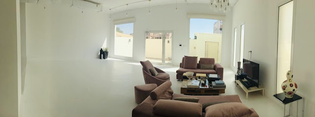 استديو المسار الأبيض للتصوير - Saudi Arabia|Jeddah 23423|Al Khalidiyah District 7565|الجندل