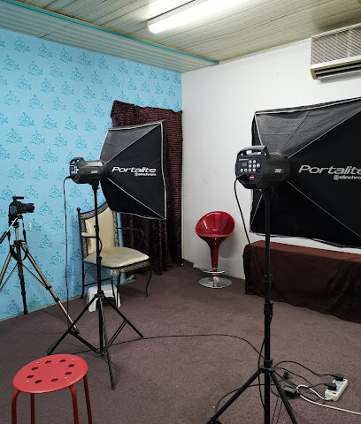 إستوديو ومعمل هناء للتصوير الرقمي - Jeddah - +966 50 833 4228