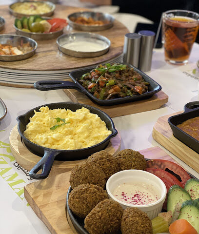 مطعم ومقهى زمن - Safwa - +966 13 664 7000