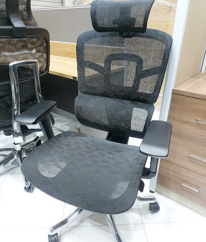 Ultimate business holding company for office furniture - Al Khobar - +966 13 896 0005