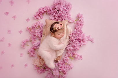 Paola Aldewliy Photography - Al Jubail - +966 54 336 7507