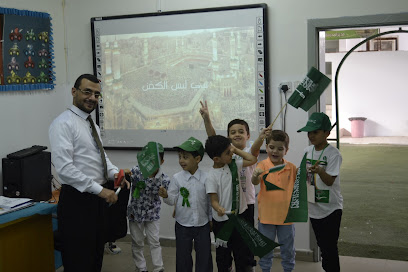 ابتدائية الشرق الاهلية ( بنين ) - Khafji - +966 13 766 3957
