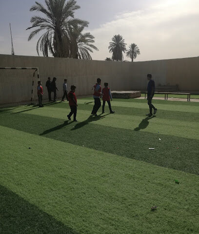 مبني مدرسة الوسام بنين القديم - Buraydah - +966 53 058 9437