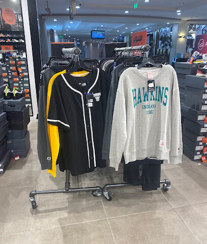 Foot Locker - Al Madinah Al Munawwarah - +966 12 232 7743