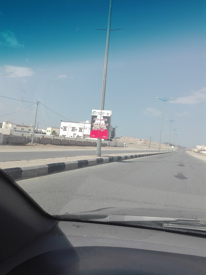 EST leverages Tuck / equipment rental / scraping cars - Saudi Arabia|Al Theniah 67971