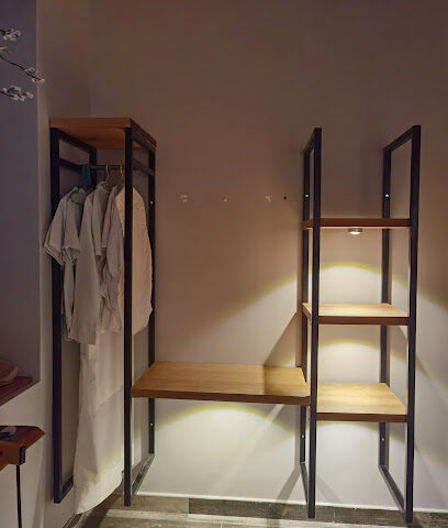 Woody -  - +966 56 941 7983