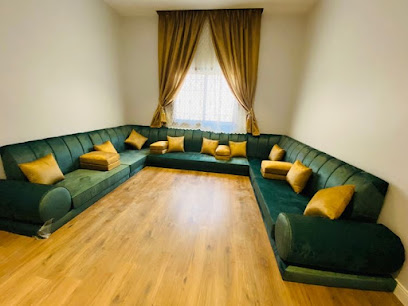 محل تنجيد كنب وتفصيل كنب والستائر مفروشات المجالس - Riyadh - +966 59 201 4570