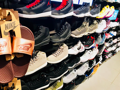 Foot Locker - Jeddah - +966 12 232 7794