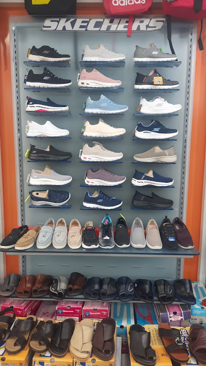 SKECHERS‭ - Saudi Arabia|Riyadh 12643|7413 البطحاء قبل العمائر الخمس الراجحي