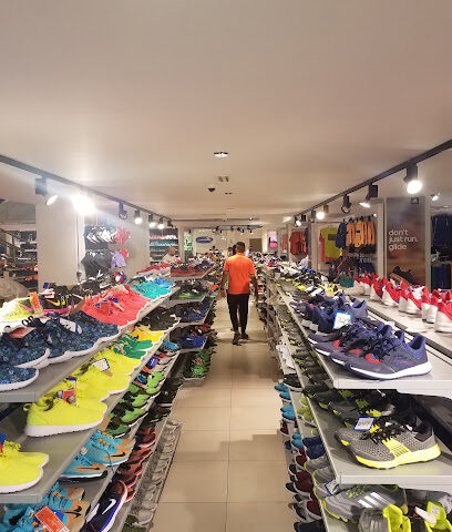 Sun & Sand Sports Outlet - Jeddah - +966 11 433 9452