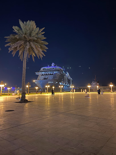 موقف الكروز yanbu cruise parking - Saudi Arabia|Yanbu 46424،|البحيرة،|33H6+9CQ، Heritage Park