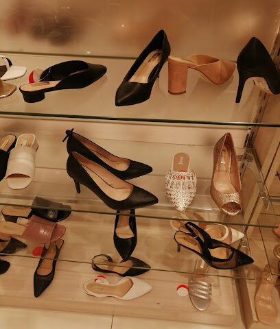 Shoe Mart (Centrepoint Stores) - Jeddah - +966 12 660 7394