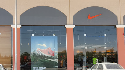 Nike Store - Riyadh - +966 56 932 1663