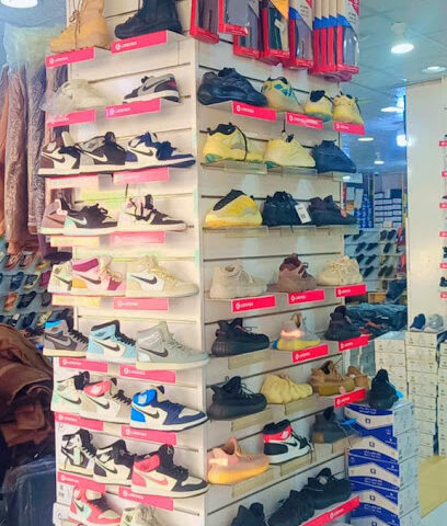 الحذاء الذهبي - Bisha - +966 50 911 7486