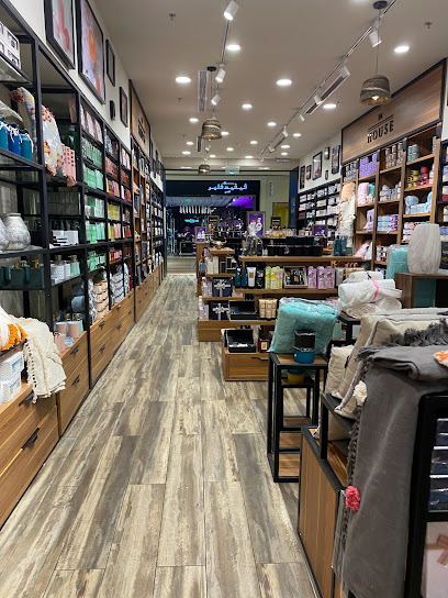 Aliat Mall - Kinan - Saudi Arabia|Al Madinah Al Munawwarah 42383|Unnamed Road
