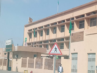 مدرسة عمر بن الخطاب المتوسطة - Al Madinah Al Munawwarah -