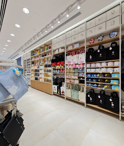ميني سو MINISO - Mecca - +966 11 496 8383