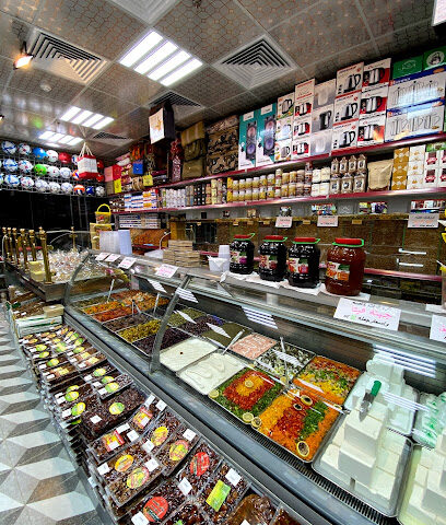 أسواق ومخابز بيت الأسرة - Al Madinah Al Munawwarah - +966 57 747 4308