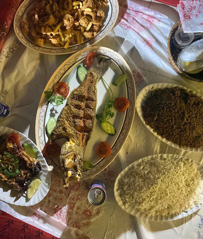 مطعم اسماك لزائز الدرة شباب وعوائل - Sabya - +966 55 883 9375