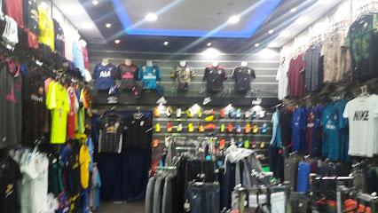 محترف الملاعب للملابس الرياضية - Al Khobar - +966 55 915 5669