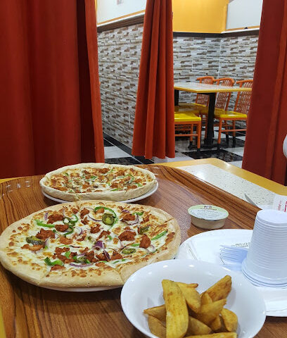 Little Caesars Pizza! Pizza! !ليتل سيزرز بيتزا! بيتزا - King Fahad Road, - +966 14 357 0045