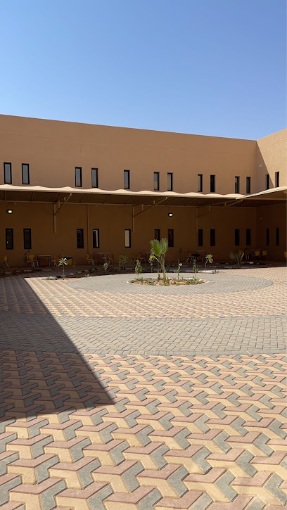 College of Science and Arts for Girls - Saudi Arabia|Al Badayea 56353|طريق الملك فيصل،|WQ4V+477