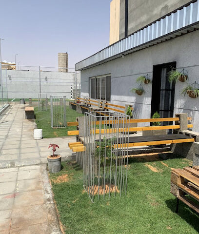 منتجع المستودع - Sakaka - +966 50 567 0706