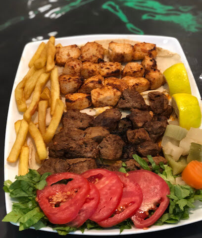 مطعم السراج - Safwa - +966 13 663 2332